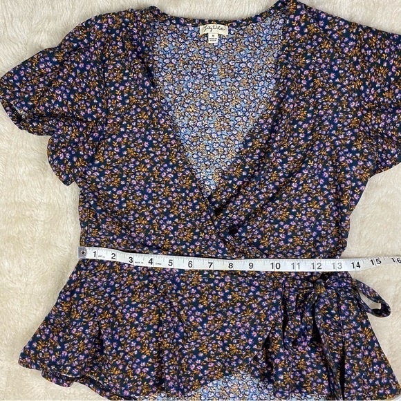 LILY White Floral Blouse - Picture 6 of 8